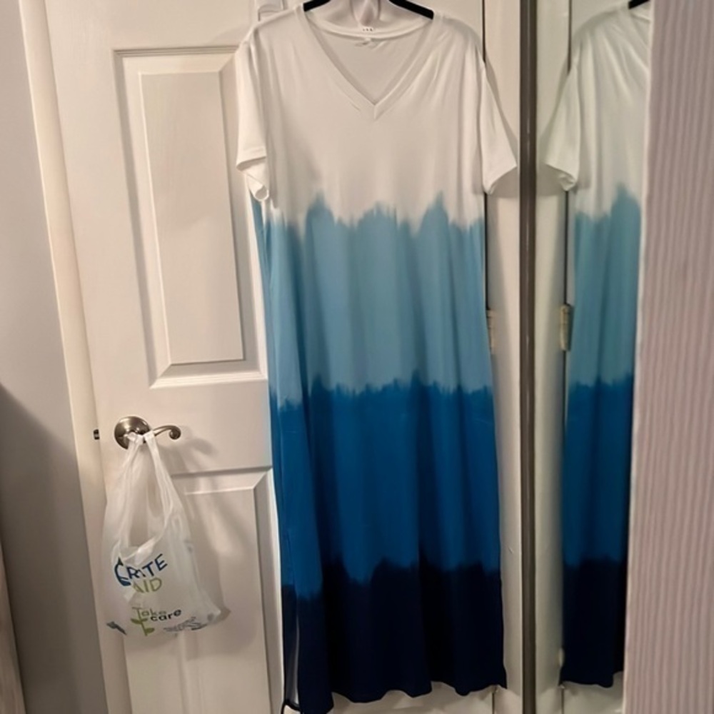 Elegant Blue Ombre Maxi Dress